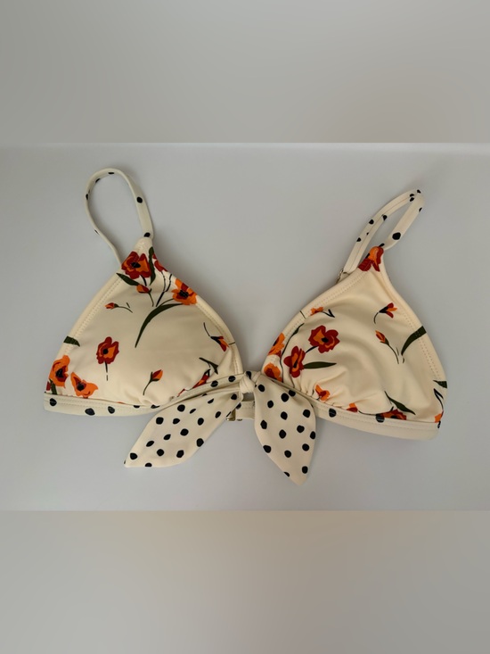 Xhilaration Other - Xhilaration Cream Bikini Top with Black Polka Dots and Orange Floral Accent Sz M